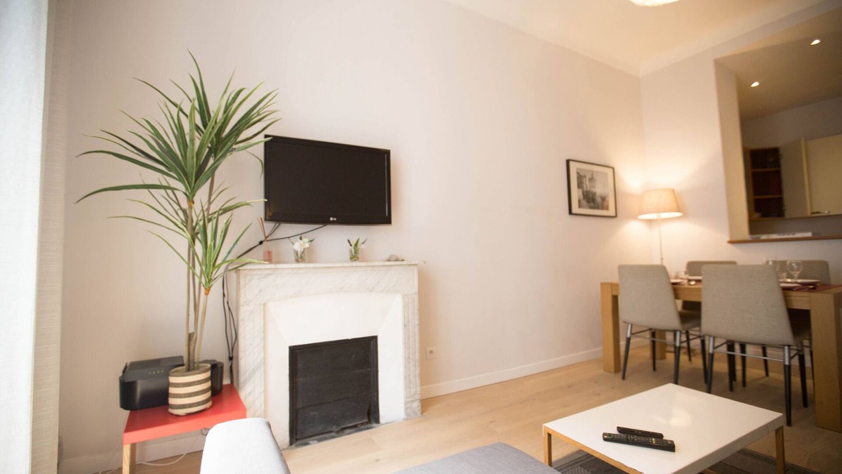 Vernier Apartment | Family-friendly apartment in an authentic neighborhood and its open market