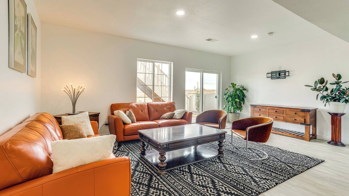 Aurora Apartment | Family-Friendly Aurora Apt w/Shared Patio!