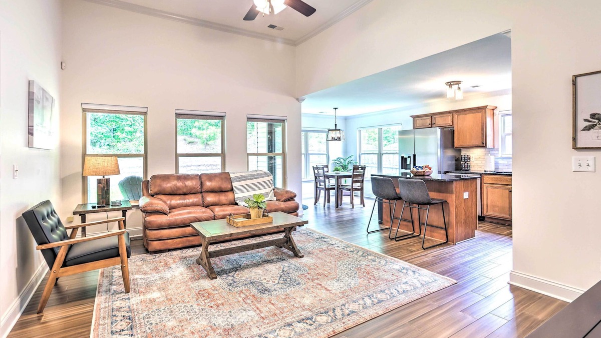 Calera House | Family-Friendly Calera Getaway w/Game Room!