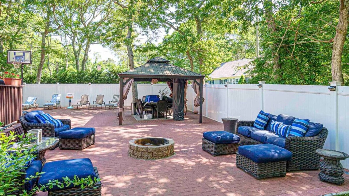 Centerville House | Family-Friendly Cape Cod Escape