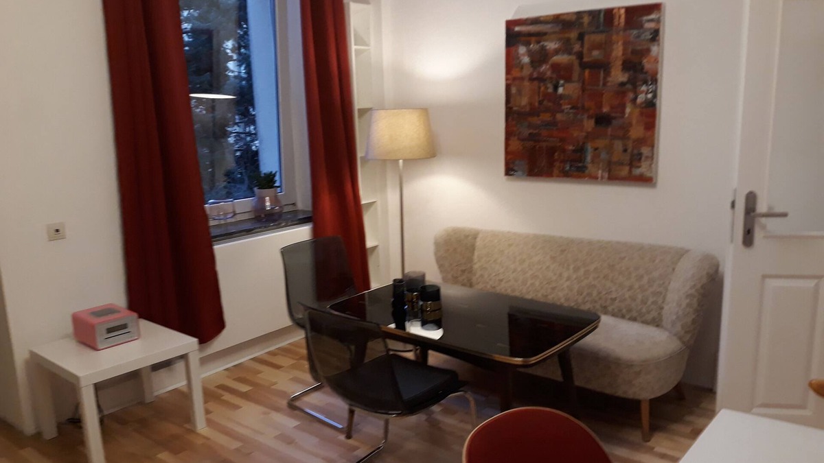 Innenstadtring Apartment | Family-friendly central vacation apartment in the Hansaviertel