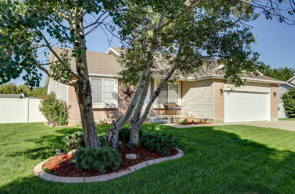Clearfield House | Family-Friendly Clearfield Home with Hot Tub!