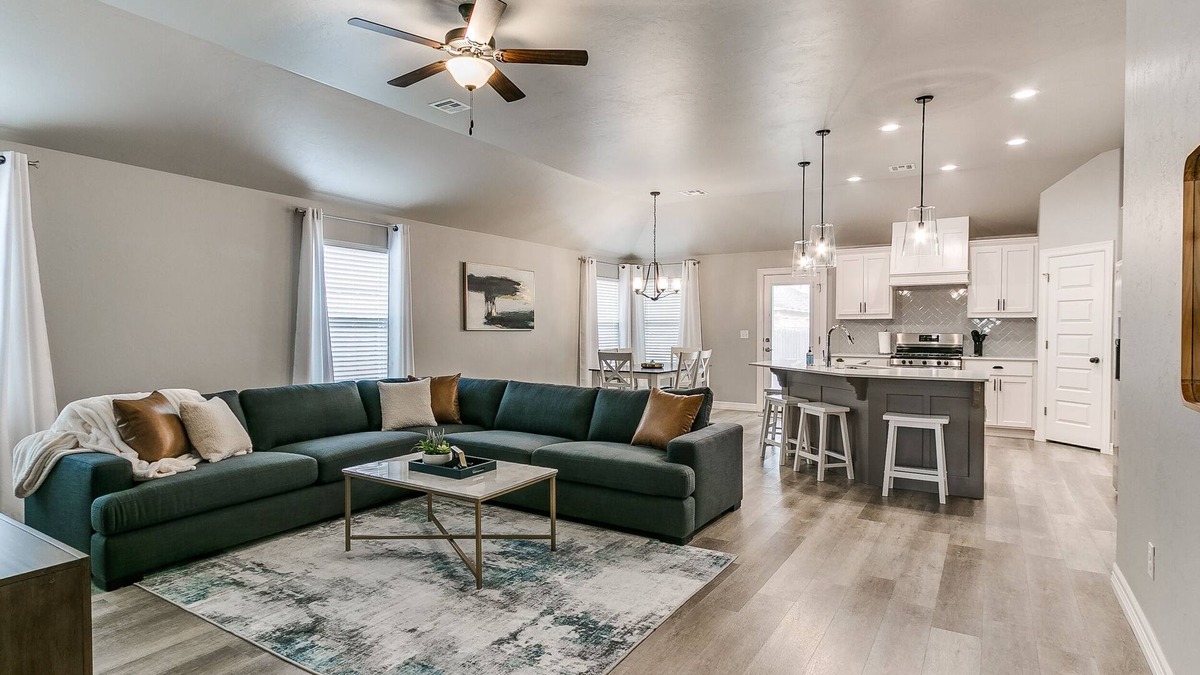 Wheatland House | Family-Friendly Comfort in the Heart of Yukon