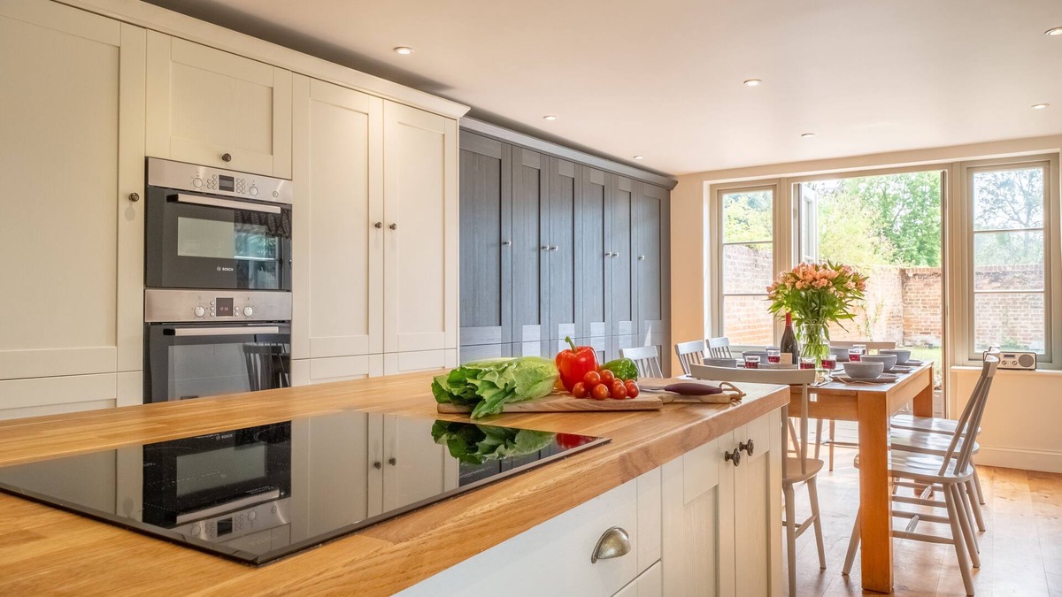 Dedham Cottage | Family friendly cottage in famous picturesque village - Dedham's Old Post Office
