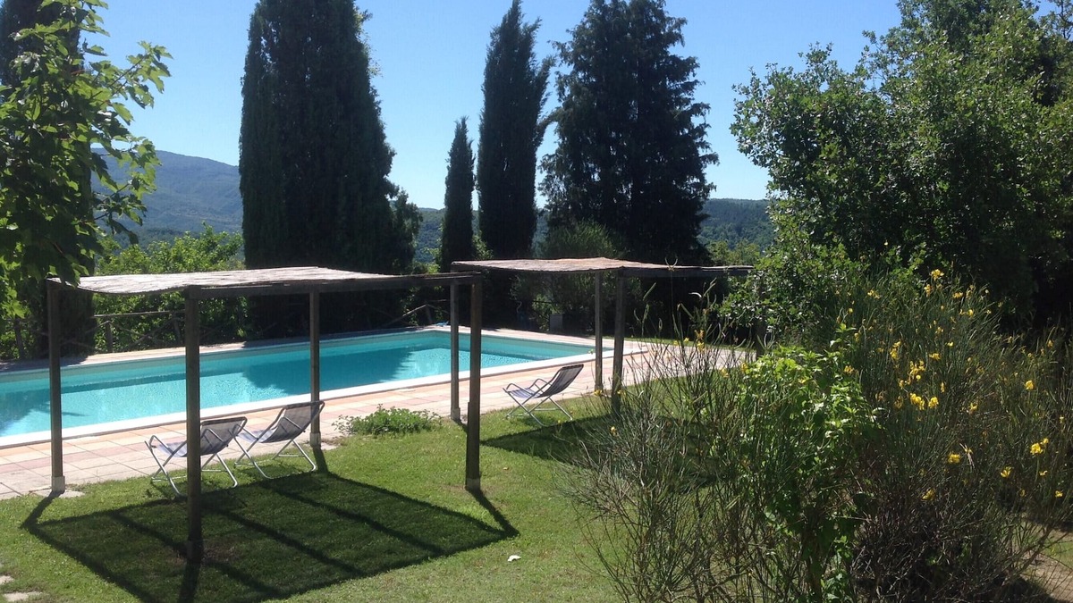 Castel Focognano House | Family-friendly Cottage in authentic stone style Pool Nature Wine Relax Wifi