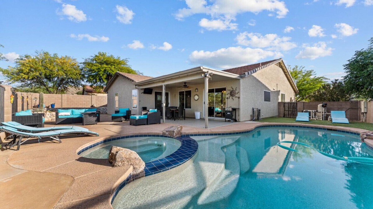 Santa Rita Ranch House | Family Friendly Desert Mountain Oasis