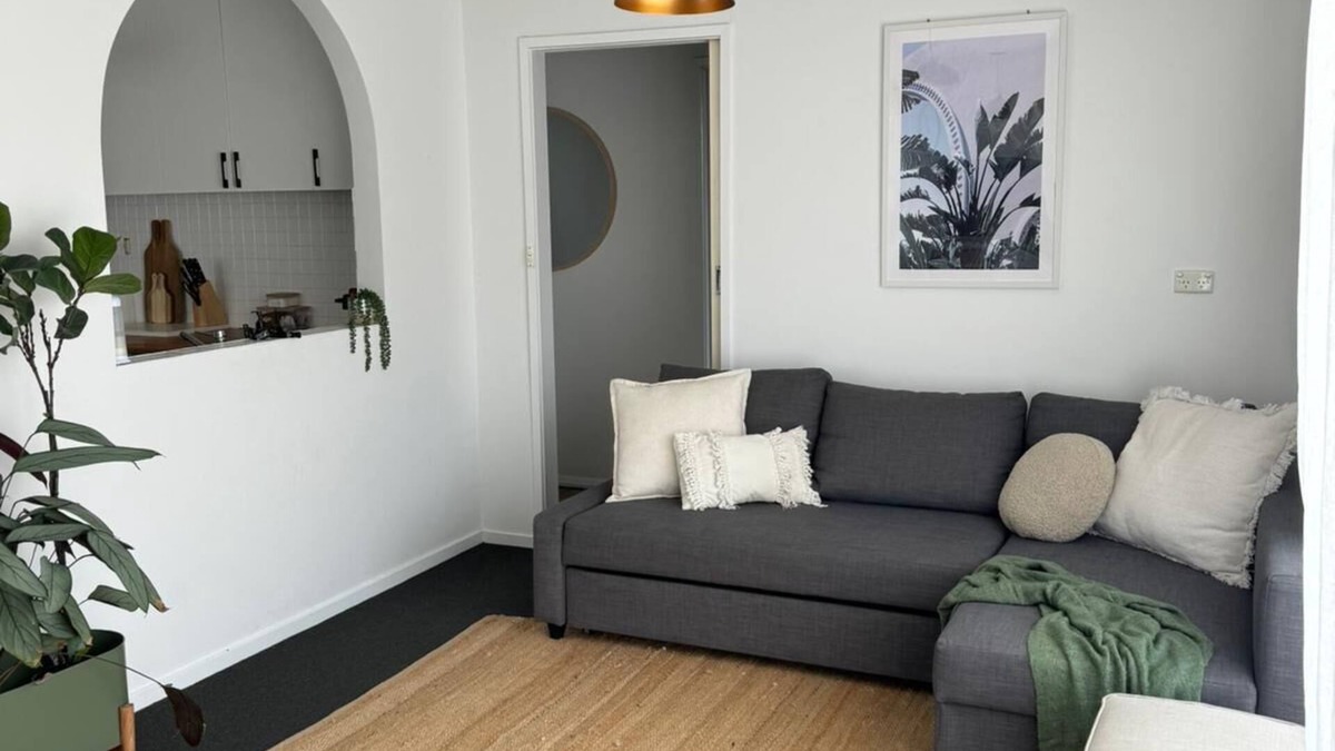 Belmont House | Family friendly Four Bedroom house in Belmont