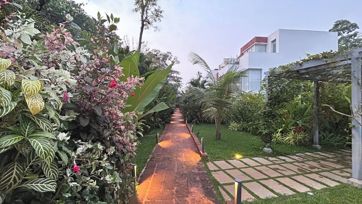 Assagao Villa | Family friendly Garden Villa with a Pool and dedicated caretaker