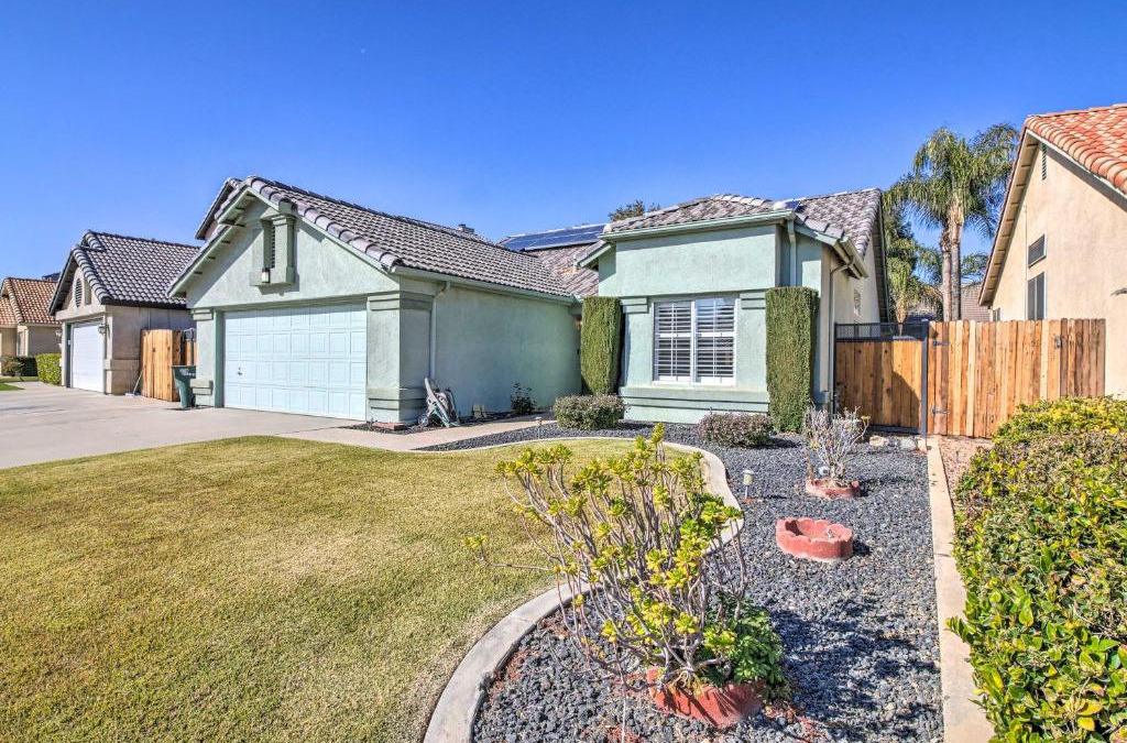 Greenacres House | Family-Friendly Getaway Community Amenities!