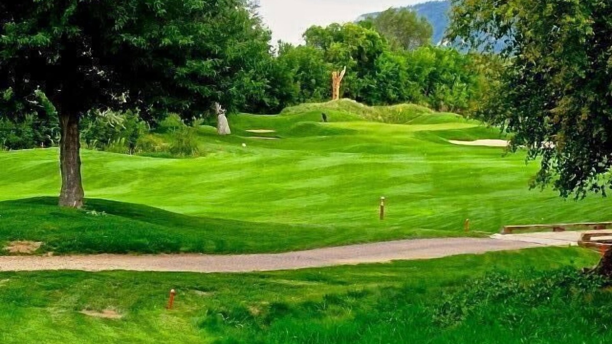 Dalton Ranch Villa | Family-friendly Golf Course Home near Purgatory. Hot Tub, BBQ. April Special.