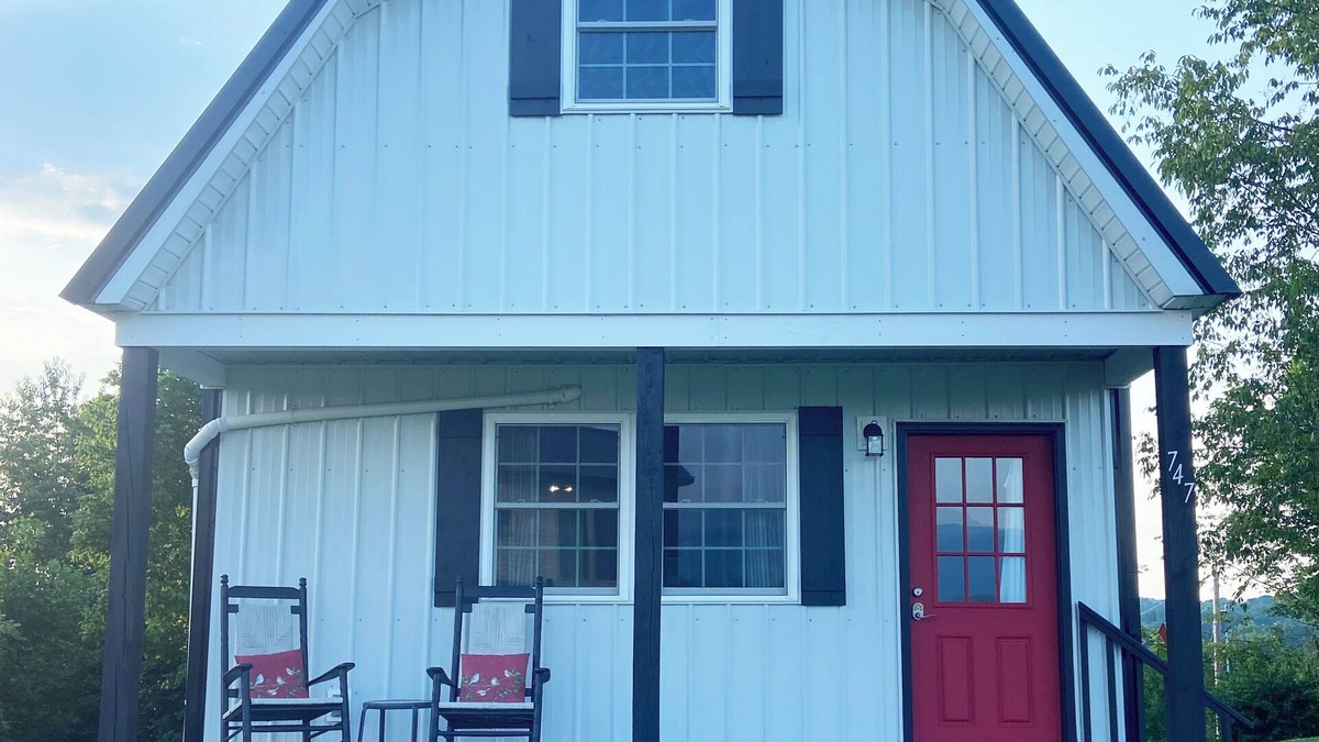 Greeneville House | Family-friendly home, just minutes from historic downtown Greeneville TN