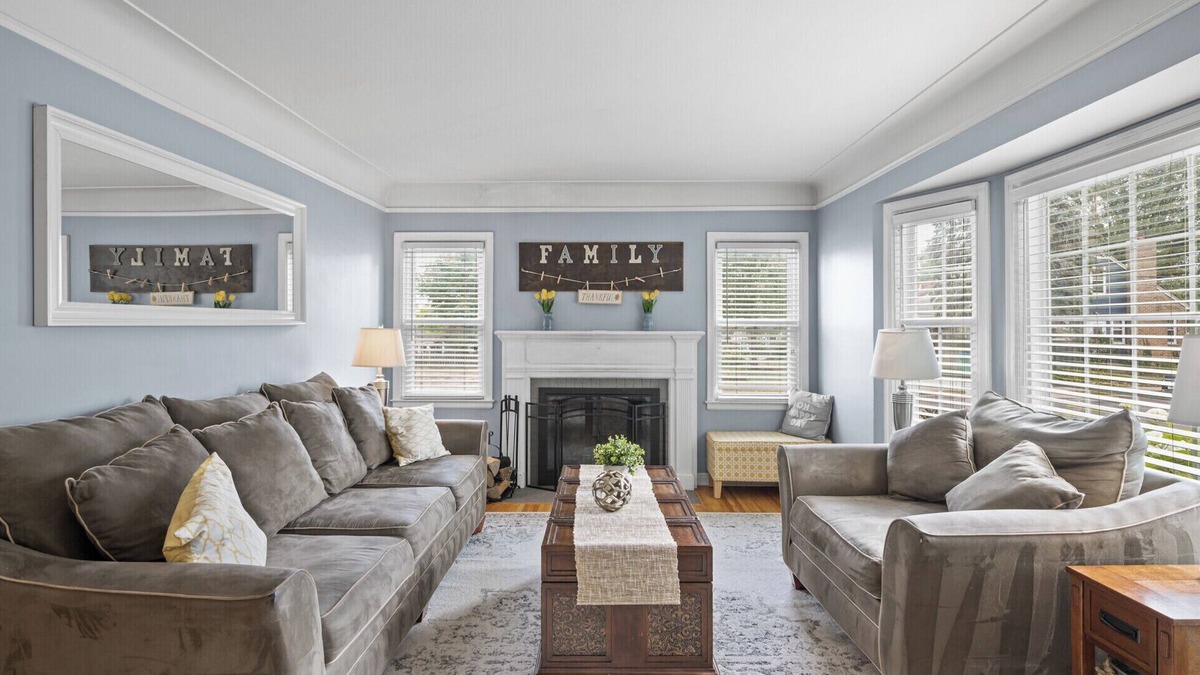 St. Louis Park House | Family Friendly Home in Great Location