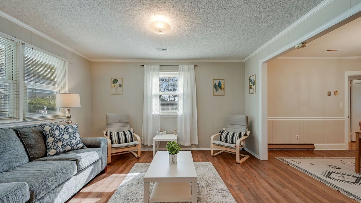 Winterville House | Family Friendly House with GAME ROOM in Heart of Winterville!