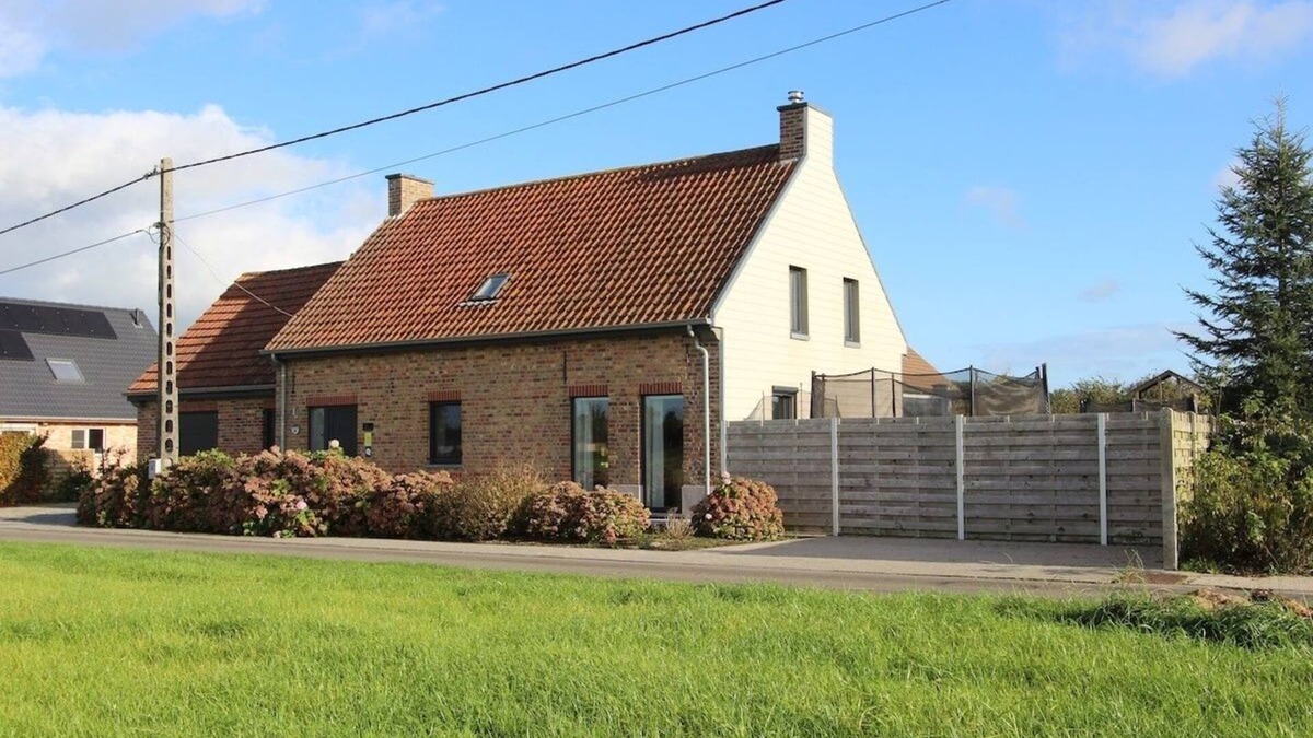 Koekelare House | Family friendly house Romanie
