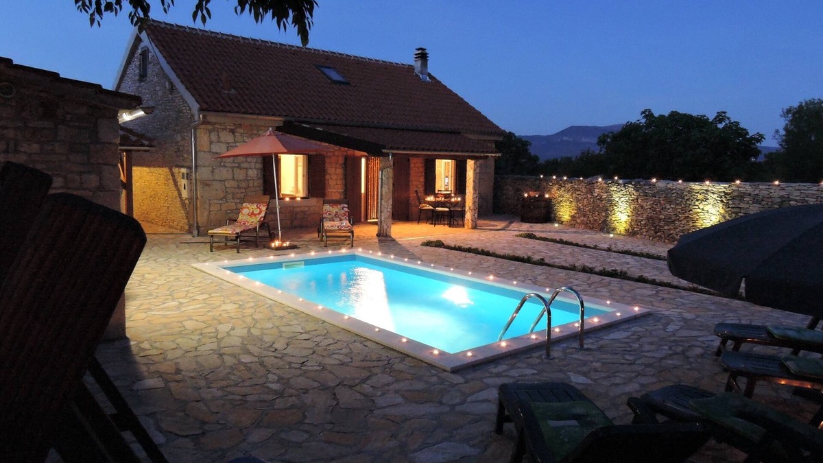 Promina House | Family friendly house with a swimming pool Gluići, Krka (K-11337)