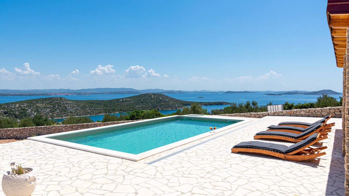 Tkon House | Family friendly house with a swimming pool Cove Triluke, Pašman (K-13577)