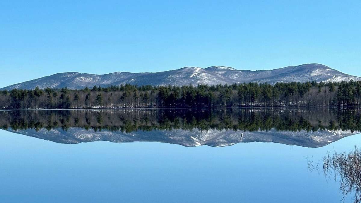 Fryeburg House | Family friendly lake front retreat with easy access to skiing and snowmobiling