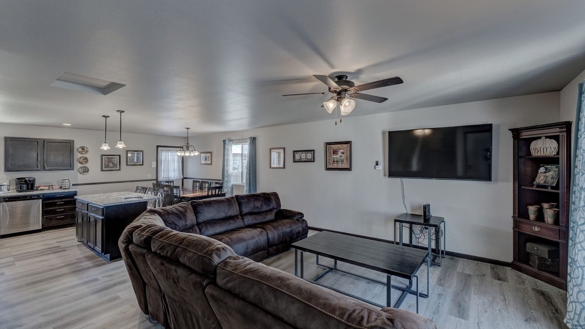 Rapid City House | Family Friendly, Locally Owned, Home on a Hill!