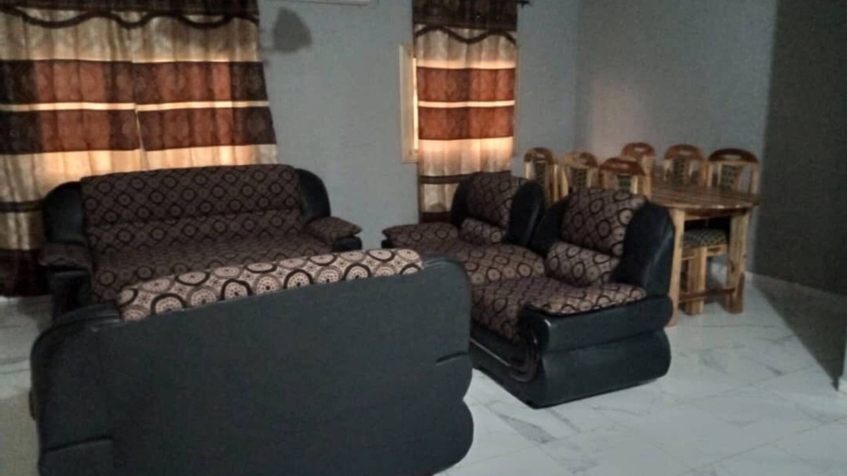 Lome House | Family friendly Lodging for you