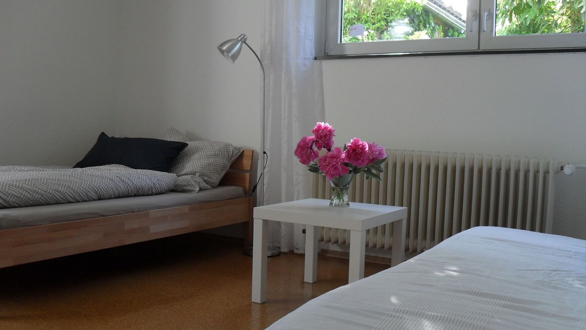 Gundelfingen Apartment | Family-friendly Non smoking holiday flat with garden in Freiburg-Gundelfinge