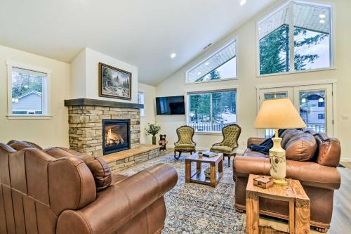 Packwood House | Family-Friendly Packwood Retreat with Deck!