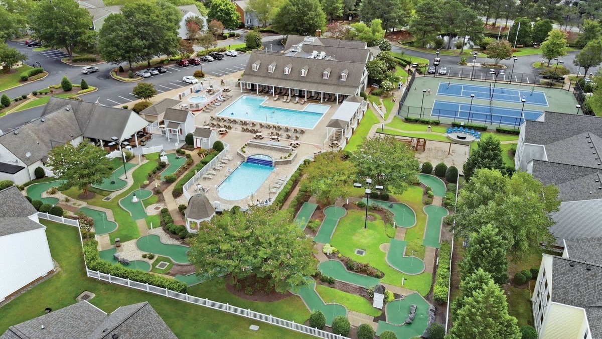 Williamsburg Resort | Family-Friendly Resort minutes from Busch Gardens and Colonial Williamsburg