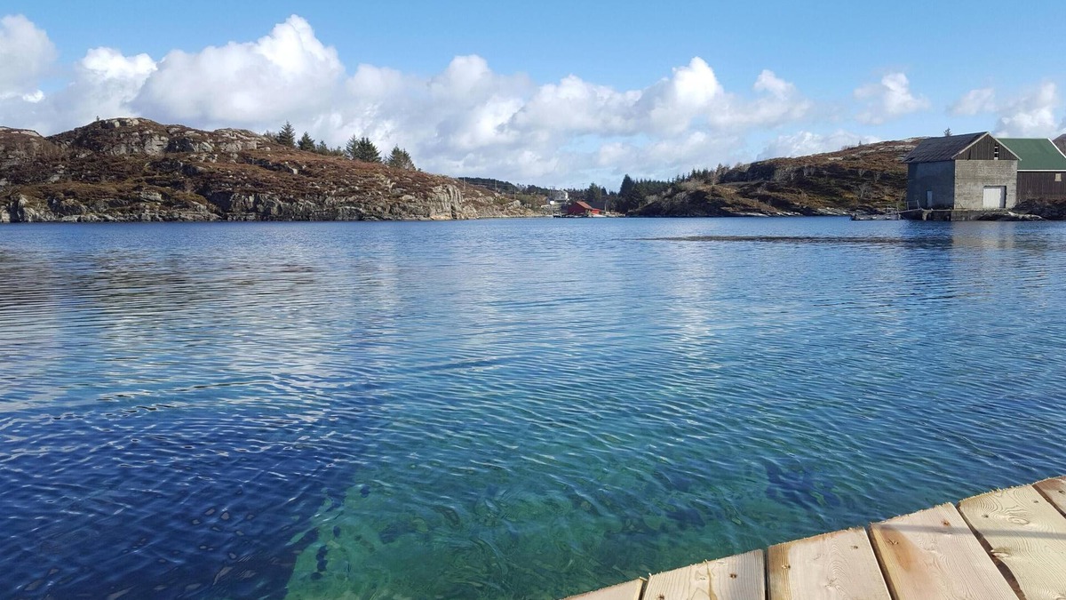Oygarden House | Family friendly. Right at the water's edge. Boat rental. 4 bedrooms, 2 bathrooms