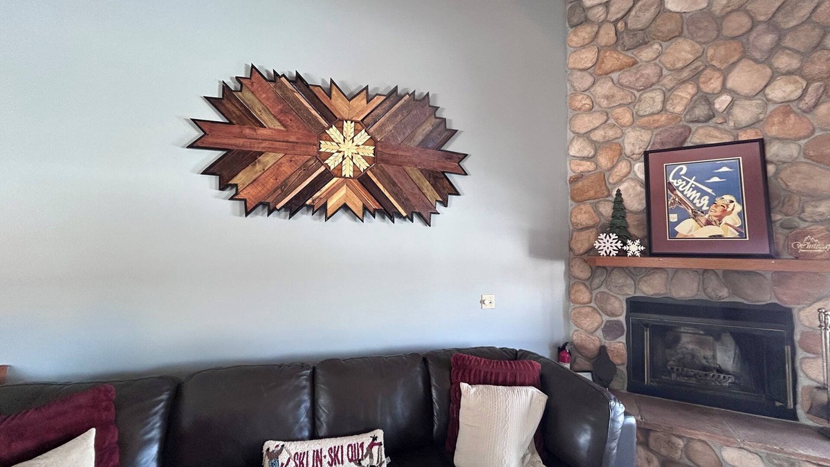 Upson House | Family friendly ski in-ski out chalet on Whitecap Mountain with boot dryer
