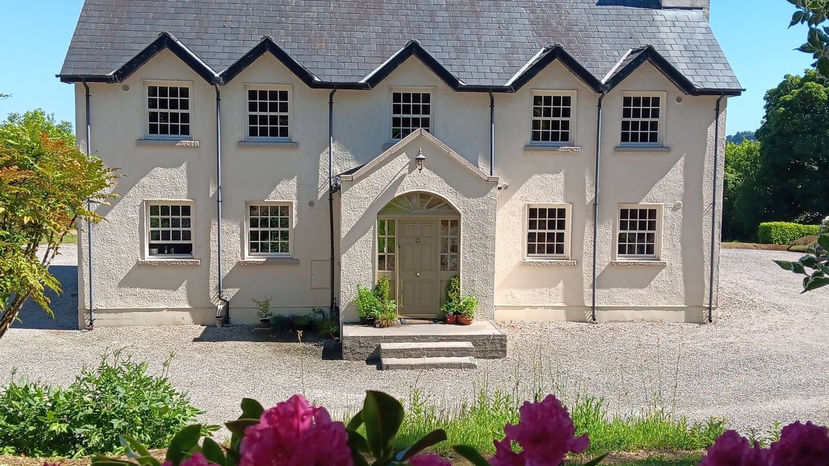 Aughrim House | Family Friendly Spacious Home On Large Grounds With Panoramic Views