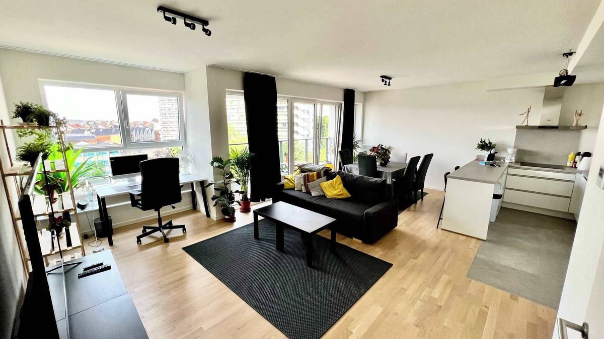 Northern Quarter Apartment | Family Friendly Stays Close to the Atomium