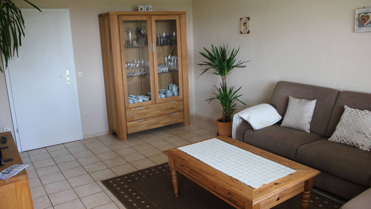 Wunsiedel Apartment | Family-friendly vacation home (120sqm) with terrace, sunbathing lawn and wonderful views
