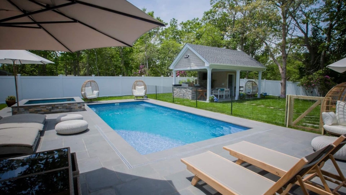 Edgartown House | FAMILY FRIENDLY VACATION HOMEn