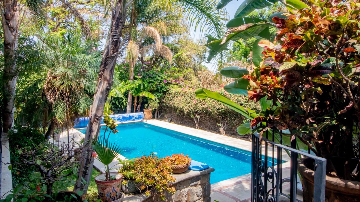 Ajijic Villa | Family Friendly Walled Villa w/Solar Heated Pool