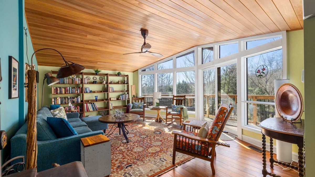 Jones Falls House | Family Friendly Waterfront Cottage