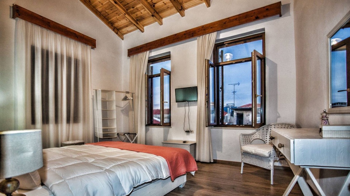 Old Town Rethymnon House | Family, Friends, Couples (Up To 4 People), Simplicity, Hospitality, Downtown