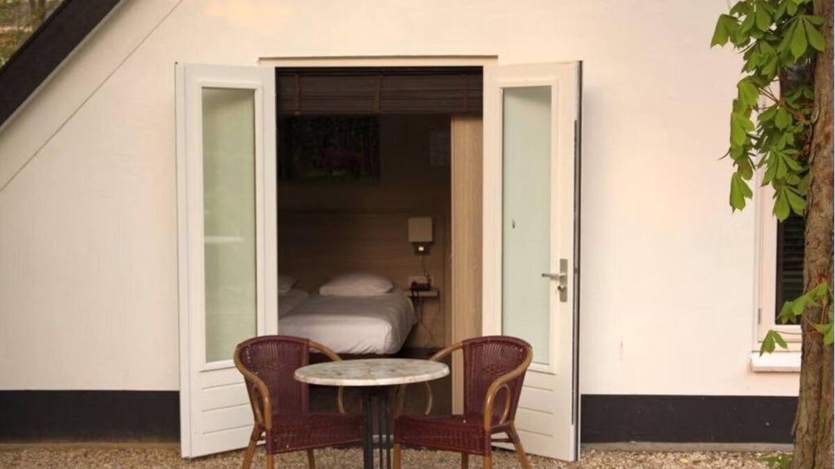 Beekbergen-West Hotel | Family Fun and Forest Adventures Just Outside Your Door! Onsite Dining!