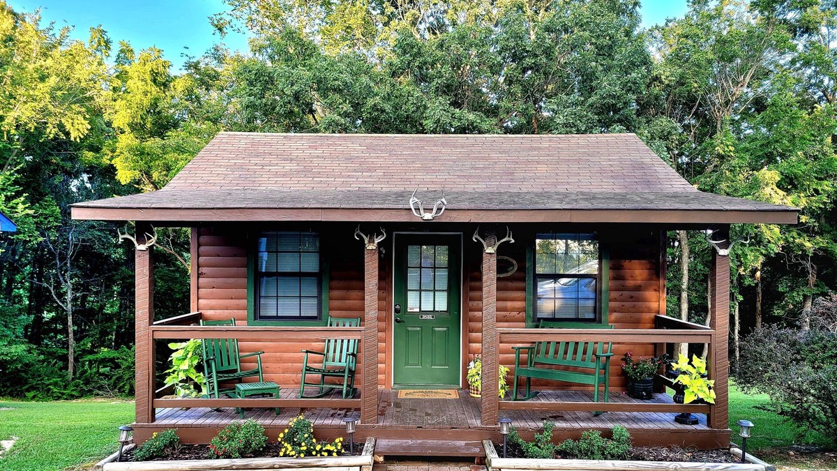 Harriet Cabin | Family fun! Minutes from the Buffalo River! Floating/Hiking/Fishing/Star Gazing
