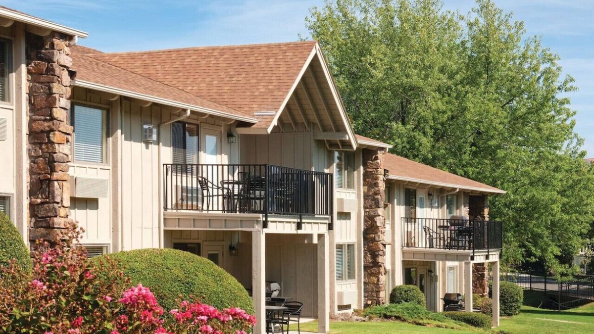 Afton Condo | Family Fun on Monkey Island in this resort 2BD con