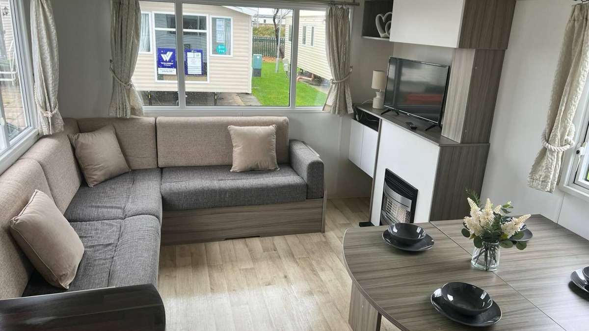 Towyn House | Family fun retreat at our caravan swift stays with everything you need around.