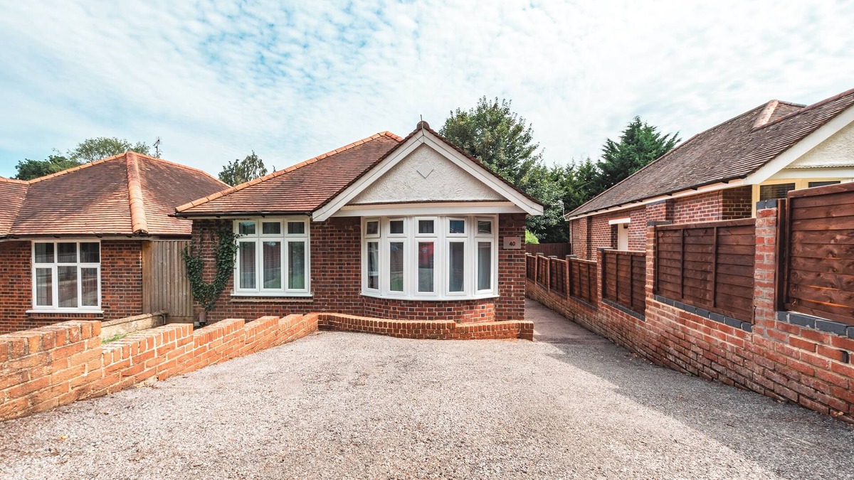 Southampton House | Family Gathering Bungalow