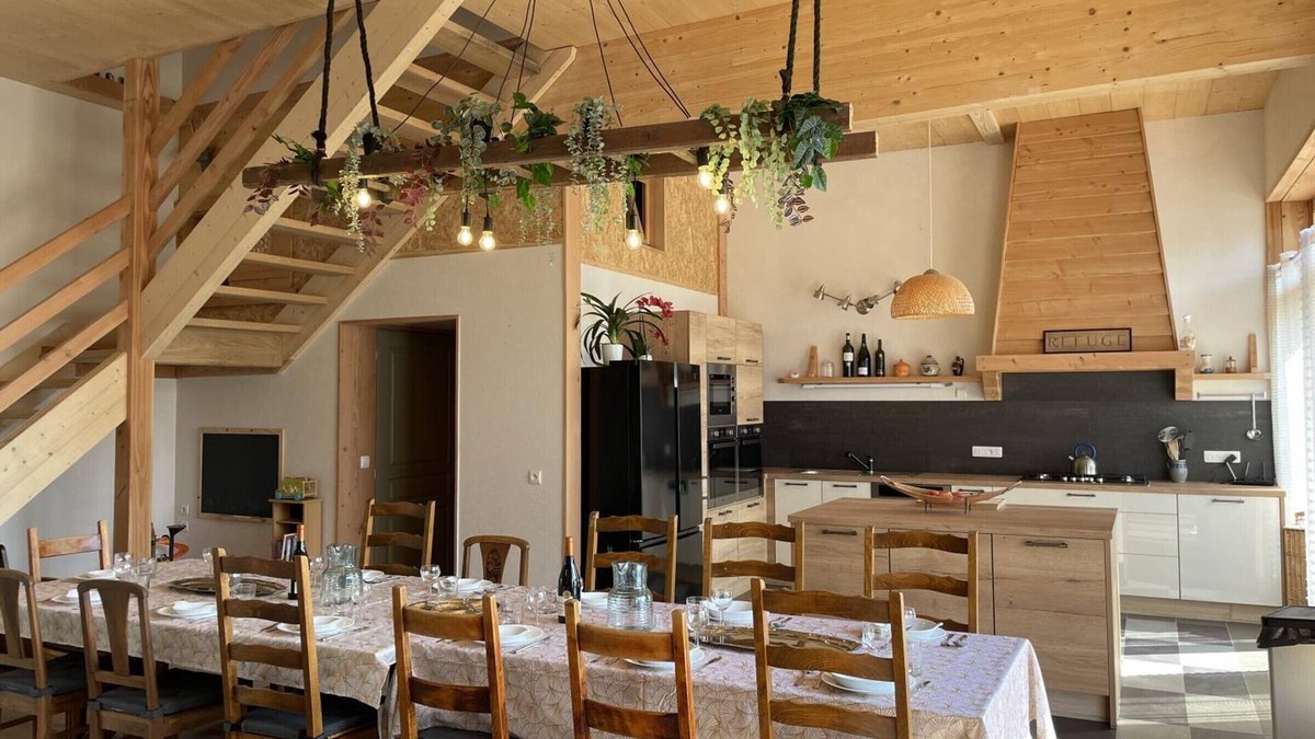 Blomard Cottage | Family Getaway: Pool, Playground, Nature Trails, and More for Up to 13 Guests
