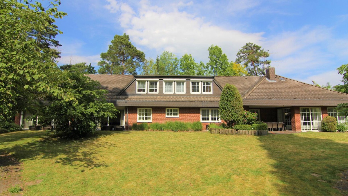 Am Fuhsekanal Villa | Family group holiday Villa near Hanover airport and trade fair, Wolfsburg