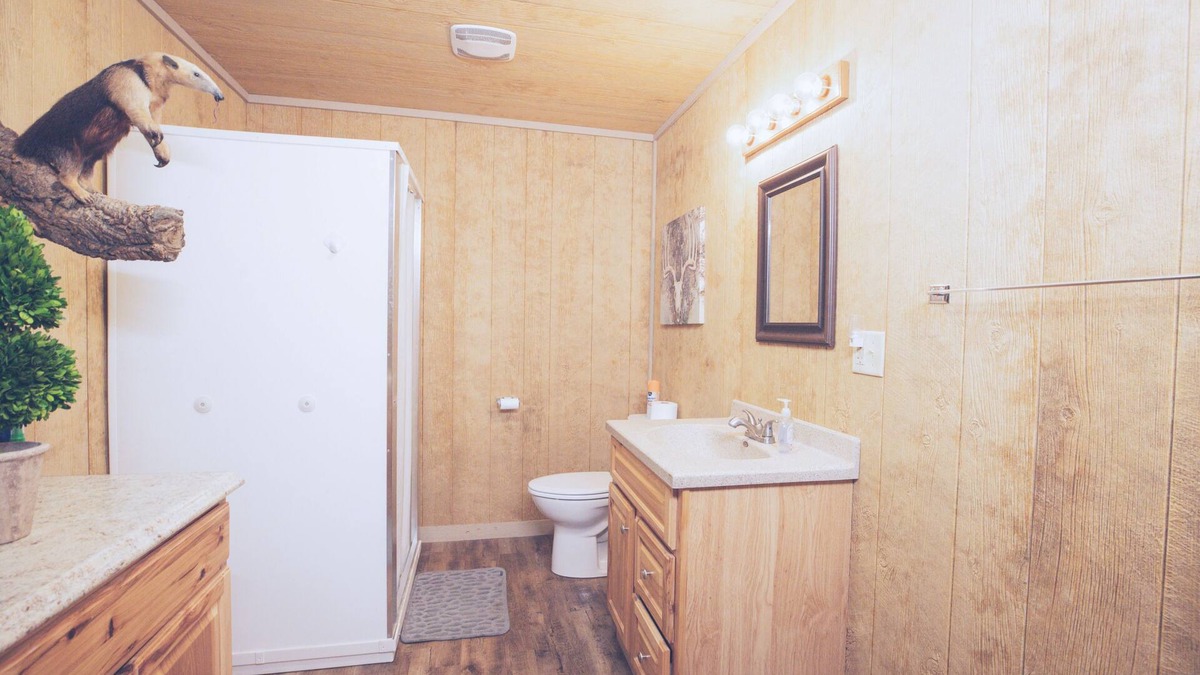 Clay Center Cabin | Family/Group sized area 4000 sq ' with large entertaining room with fireplace!