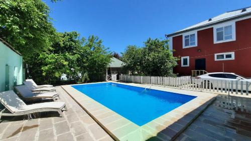 Qusar House | Family holiday home.