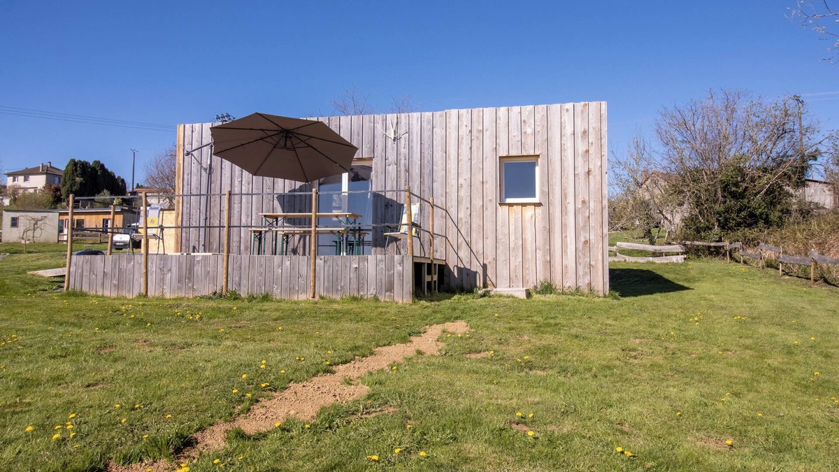 Lubersac House | Family Holiday Home in Lubersac – Pond, Garden, Peace & Comfort