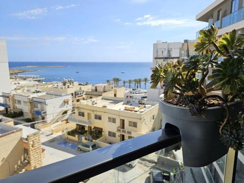 Qawra Apartment | Family holidays
