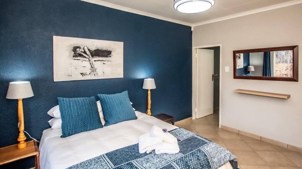 Nelspruit House | Family home close to Kruger National Park, shops, restaurants and
