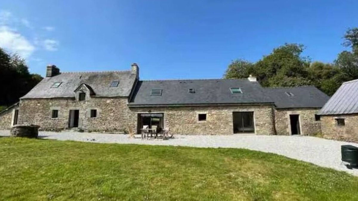 Saint-Brigitte House | Family home in the forest near Lac de Guerledan