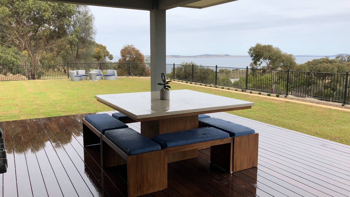 Tiatukia House | Family home in Haigh