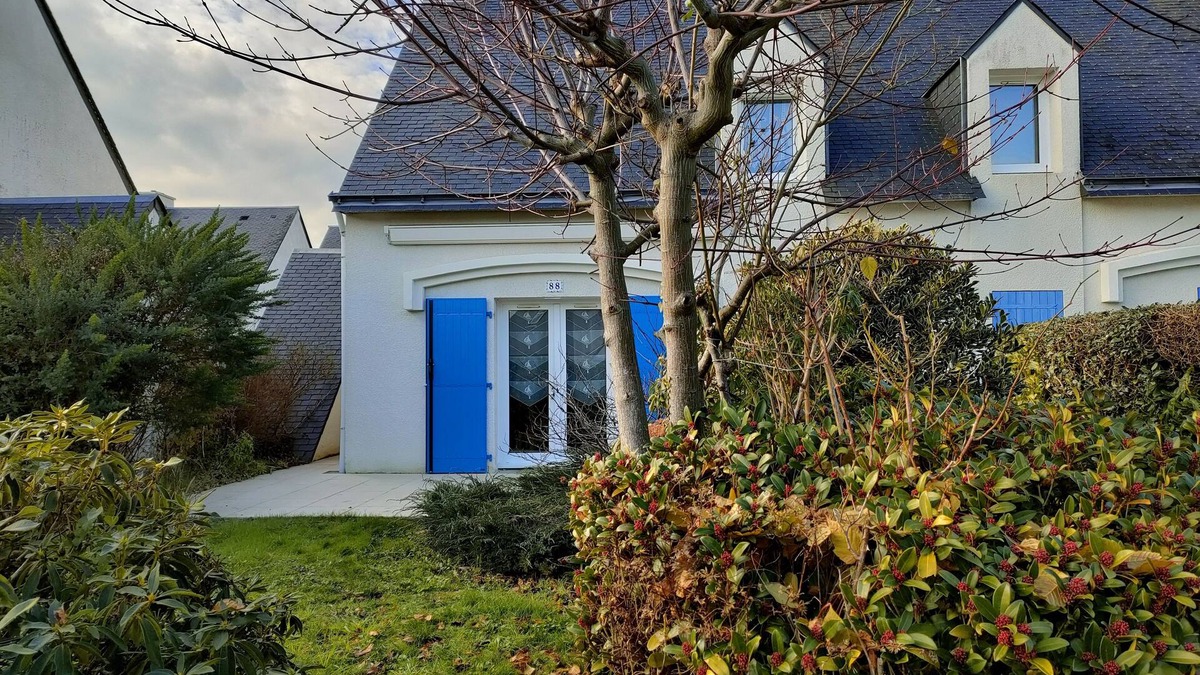 Kerherou House | Family home near the ocean